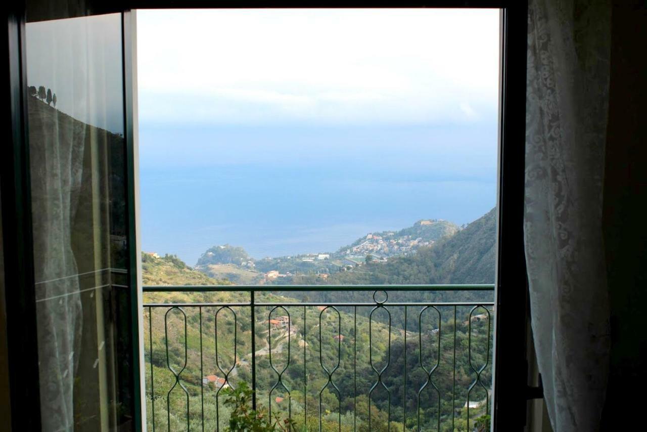 Le Stelle Di Casa Leonardo Castelmola Exterior foto