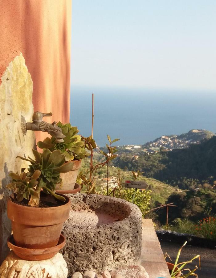 Le Stelle Di Casa Leonardo Castelmola Exterior foto